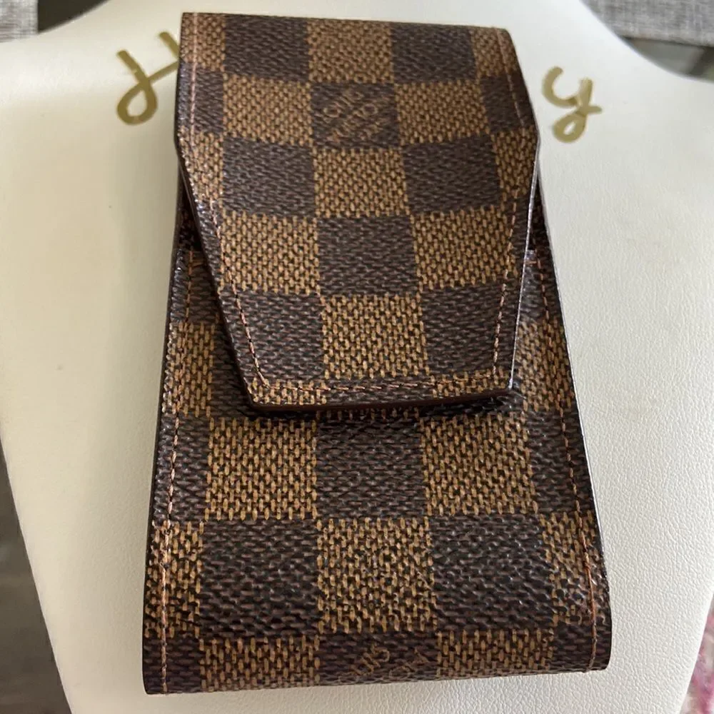 LV Epi Cigarette Case impeccable condition with new silver chain in original box
